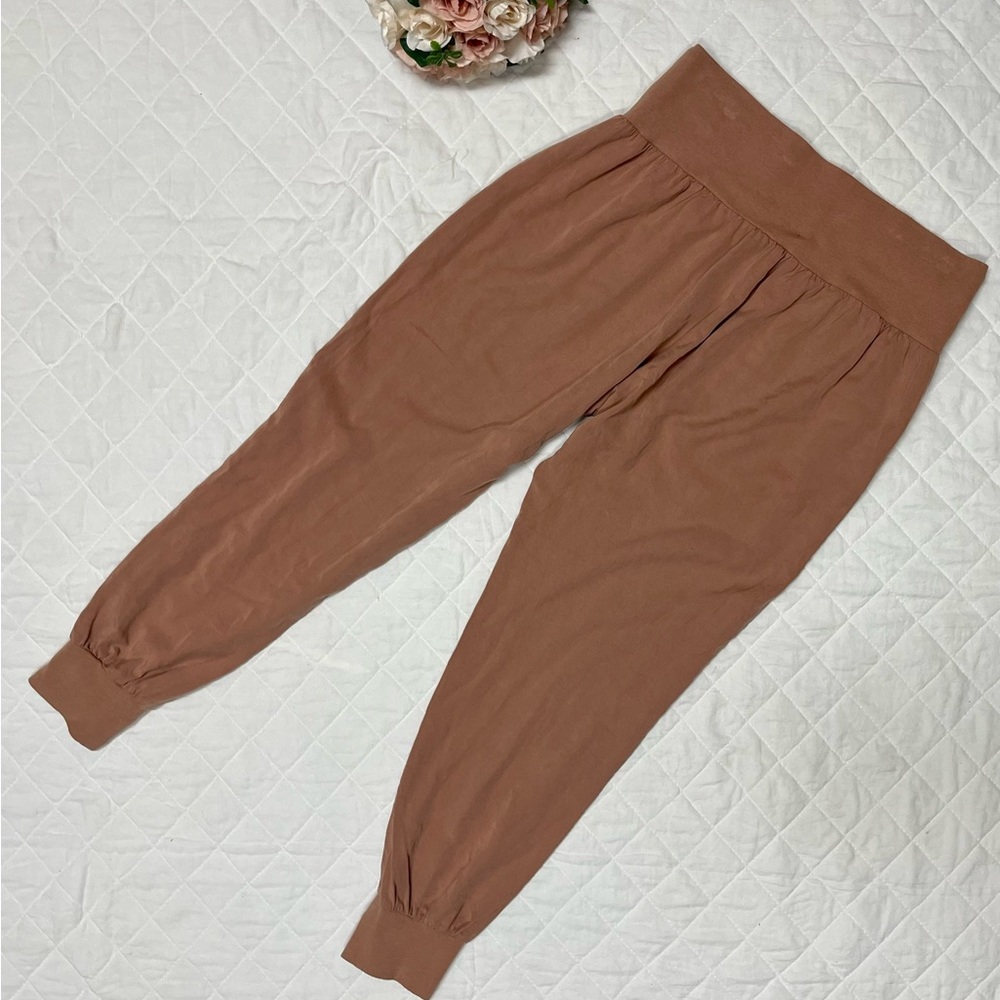 Orange Creek joggers; size medium